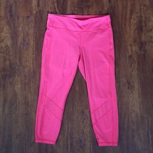 GAP Fit Capris